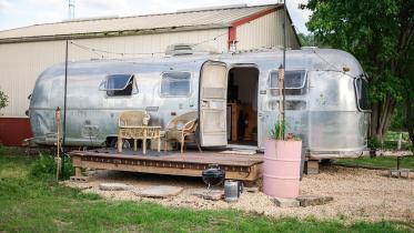 airstream_camper_4.jpg