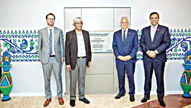 standard-chartered-bangladesh.jpg