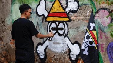 one_piece_pirate_flag_indonesia_protest.jpg