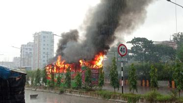 bus_torched-narayanganj_1.jpeg