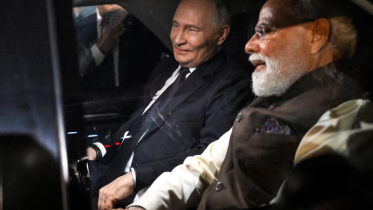 Putin with Modi.png