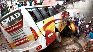 Madaripur bus crash