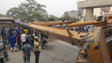 BRT Crane fall three injured.jpg