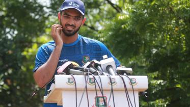 Dissimilar picture for men and womens Asian Games prep.jpg