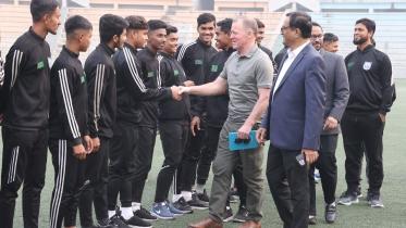 BFF Academy coach.jpg