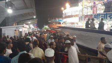 sadarghat human story.jpg