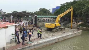 BIWTA eviction in Munshiganj.jpg