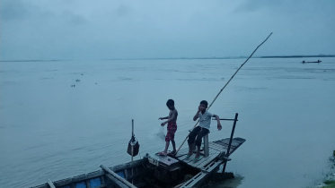 Brahmaputra Teesta water levels rising rivershoal people concern_749b.jpg