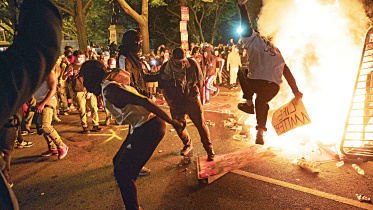 protesters1.jpg
