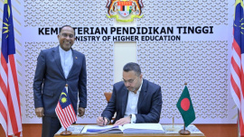 Mahdi Amin meeting Malaysia education delegates.jpg