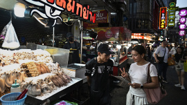AFP Thailand street food.jpg