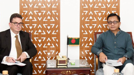New Zealand High Commissioner to Bangladesh meets commerce minister.jpeg