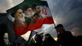 khomeini.jpg