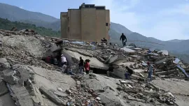 At least 920 people were killed by back-to-back earthquakes on June 24 of magnitudes 7.2 and 7.5. PHOTO: AFP