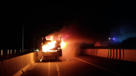Dhaka-Mawa bus fire.jpg