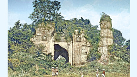 Ruins_of_Gaur.jpg