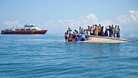 Rohingya refugee boat sinking deaths