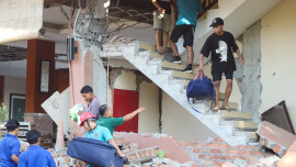 2026-08-15T014921Z_1153023905_RC2PYMARVDRS_RTRMADP_3_INDONESIA-QUAKE.JPG