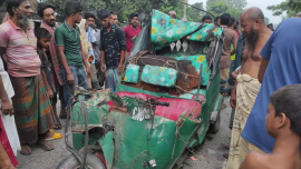 cng-crash-sirajganj.jpg