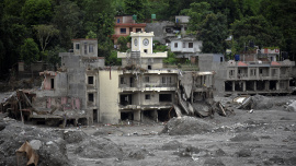 NEPALBuildings damaged.JPG