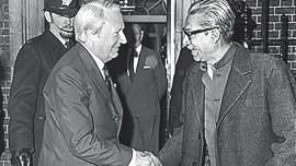 sheikh-mujibur-rahman-with-edward-heath.jpg