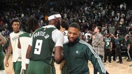 afp_20250409_2208670736_v1_preview_minnesotatimberwolvesvmilwaukeebucks.jpg