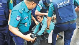 teacher salary protest in Bangladesh 2025