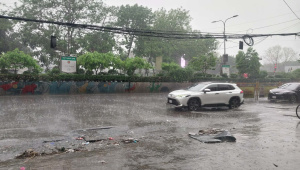 Dhaka rain effect on eid travel