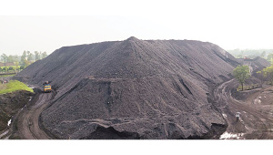 Barapukuria-mine-yard.jpg