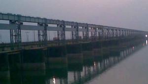 farakka barrage.jpg