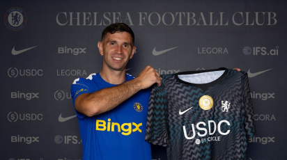 Emiliano Martinez Chelsea.jpg