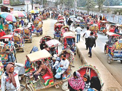 Illegal battery-run rickshaws