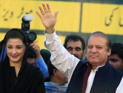 Prime minister Nawaz Sharif and his daughter Maryam Nawaz