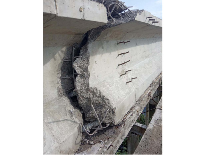 bridge_girder_collapses_2.jpg
