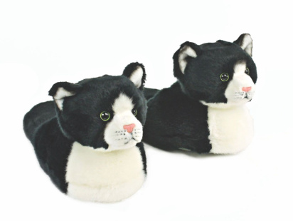 dear_socks_and_slippers_i_love_you