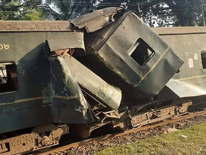 rangpur_train_accident_news_pic.1.03-10-19.jpg