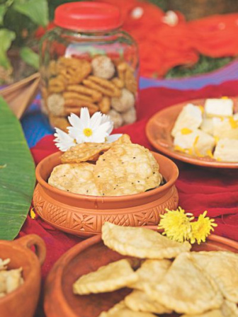 Easy Snacks to bring to an Adda