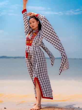 Tenzing Chakma’s new summer collection is now out and showcases inspiration from the people of the Pangkhua community in Rangamati and the Chittagong Hill Tracts of Bangladesh.