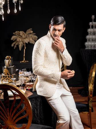 02 Welcoming the new year in the Gatsby style