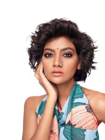 Decoding the art of wearing nose pins