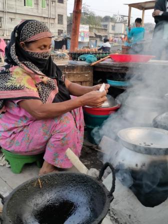 winter foods in Dhaka