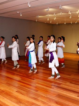 Munmun Ahmed and her visual poetry of Kathak