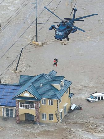 japan-flood3.jpg