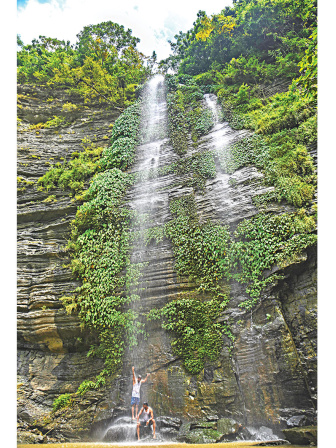 mirsarai-waterfalls-2.jpg