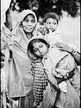 refugees_women_and_the_1971_war3.jpg