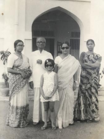 with_my_grandfather_jehangir_kabir_mother_and_aunts_deccan_india_c_1979.jpg