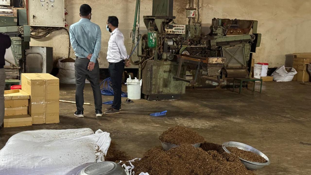 raid_at_bijoy_tobacco_factory.jpg